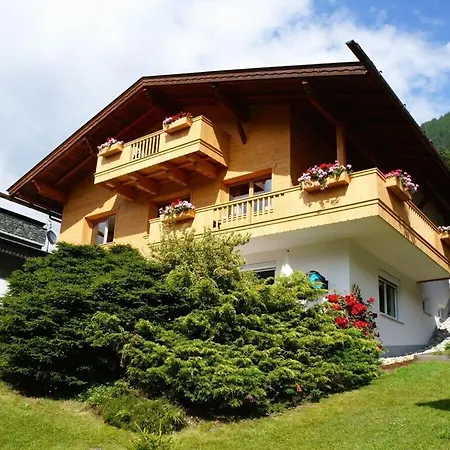 Hildegard Pedevilla Comfortable Casa vacanze Kampl